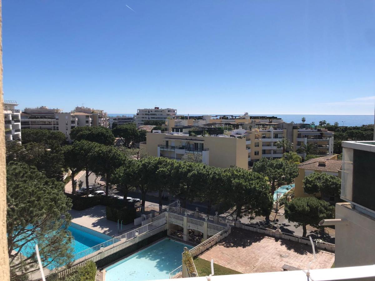 Charmant Studio A Cros De Cagnes Εξωτερικό φωτογραφία