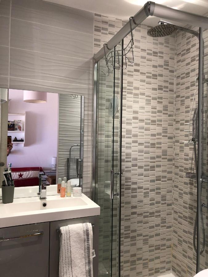 Charmant Studio A Cros De Cagnes Εξωτερικό φωτογραφία