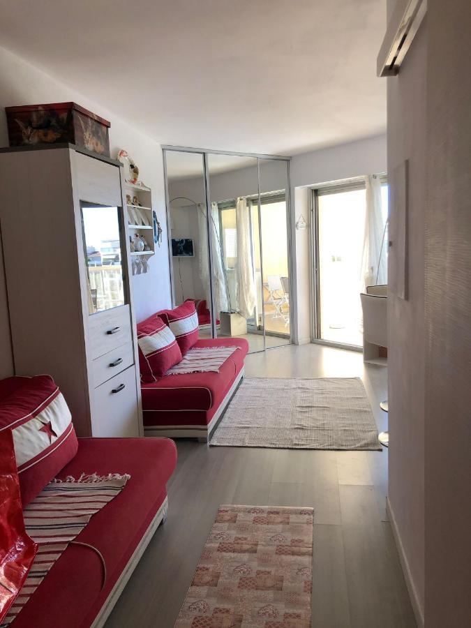 Charmant Studio A Cros De Cagnes Εξωτερικό φωτογραφία