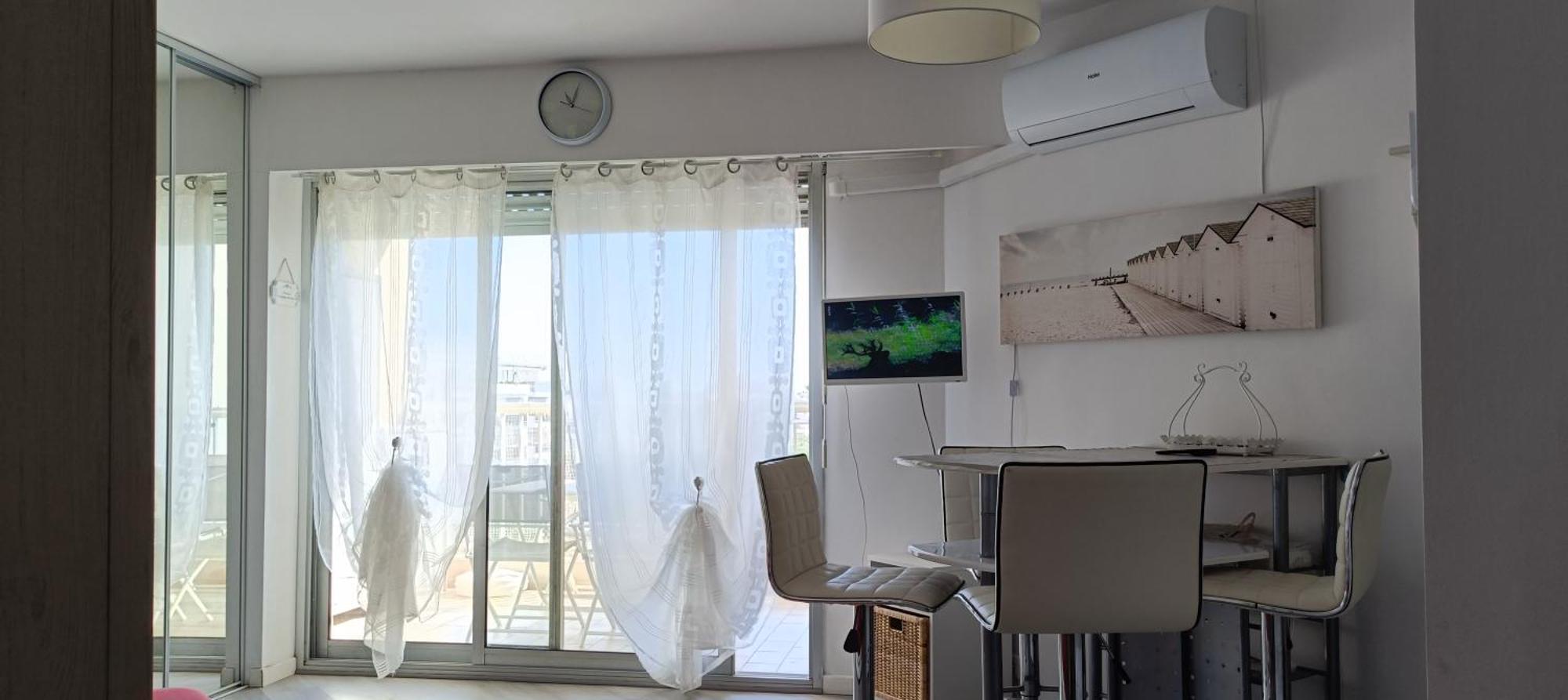 Charmant Studio A Cros De Cagnes Εξωτερικό φωτογραφία
